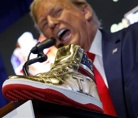 gucci shoes donald trump|why are trump's shoes gold.